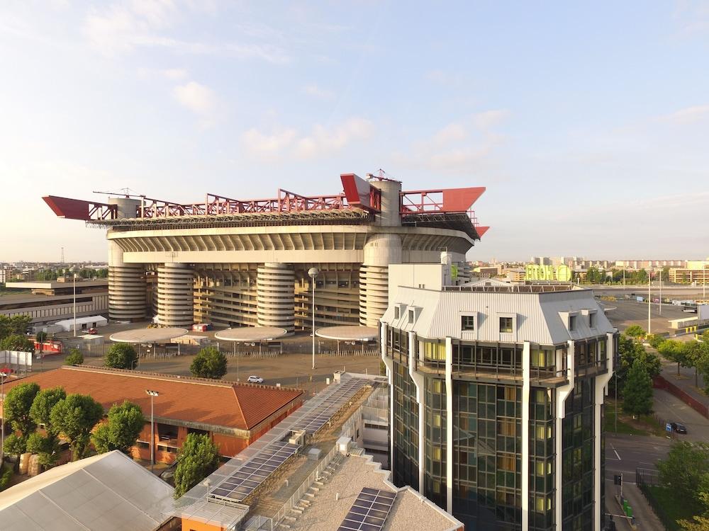 B&B Hotel Milano San Siro Esterno foto