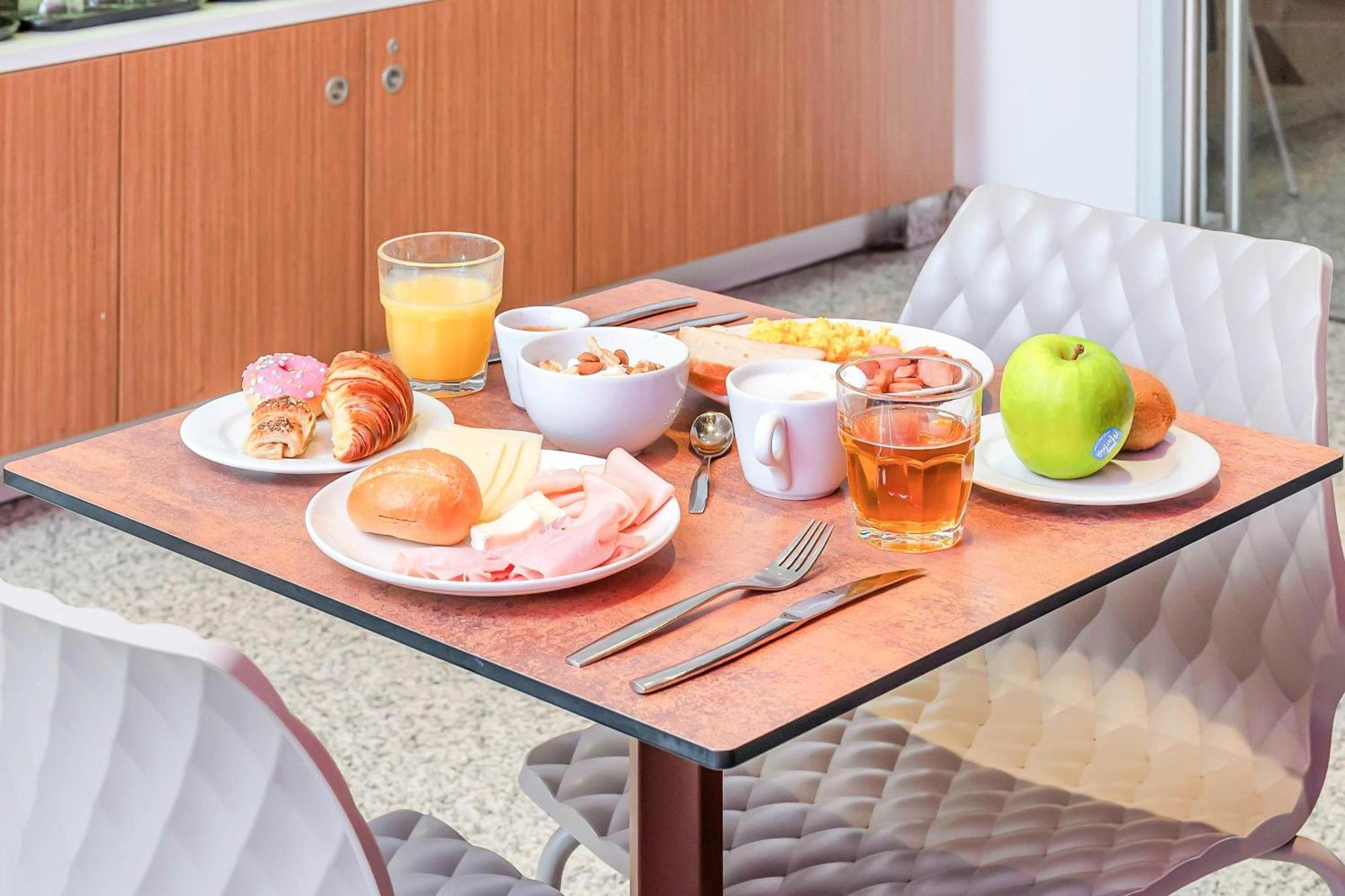 B&B Hotel Milano San Siro Esterno foto
