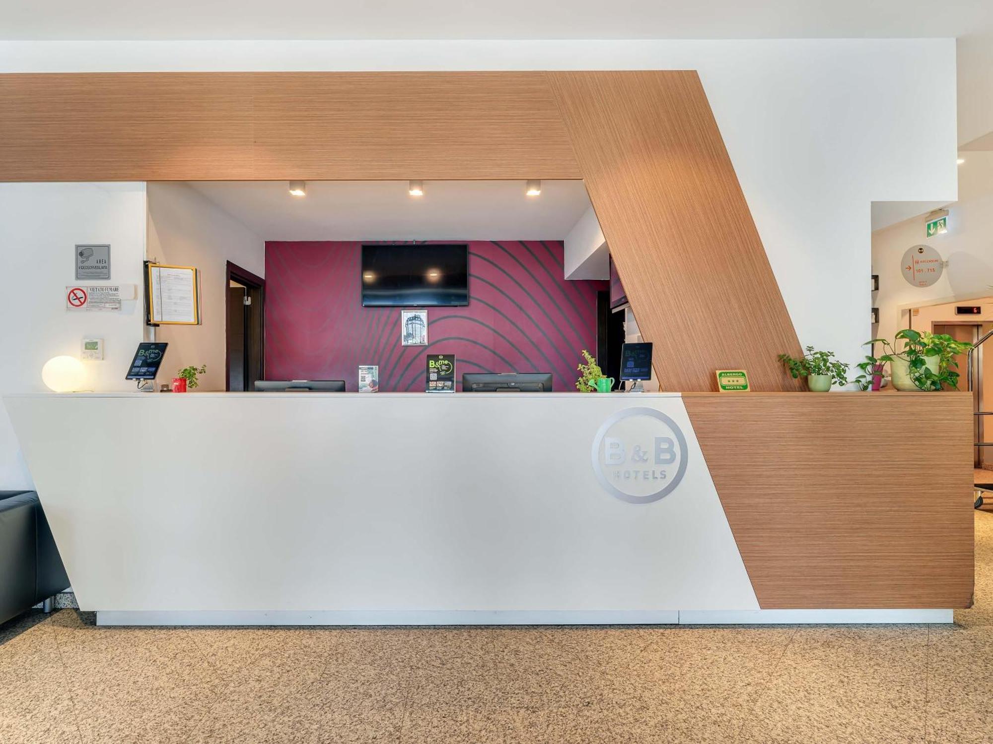 B&B Hotel Milano San Siro Esterno foto