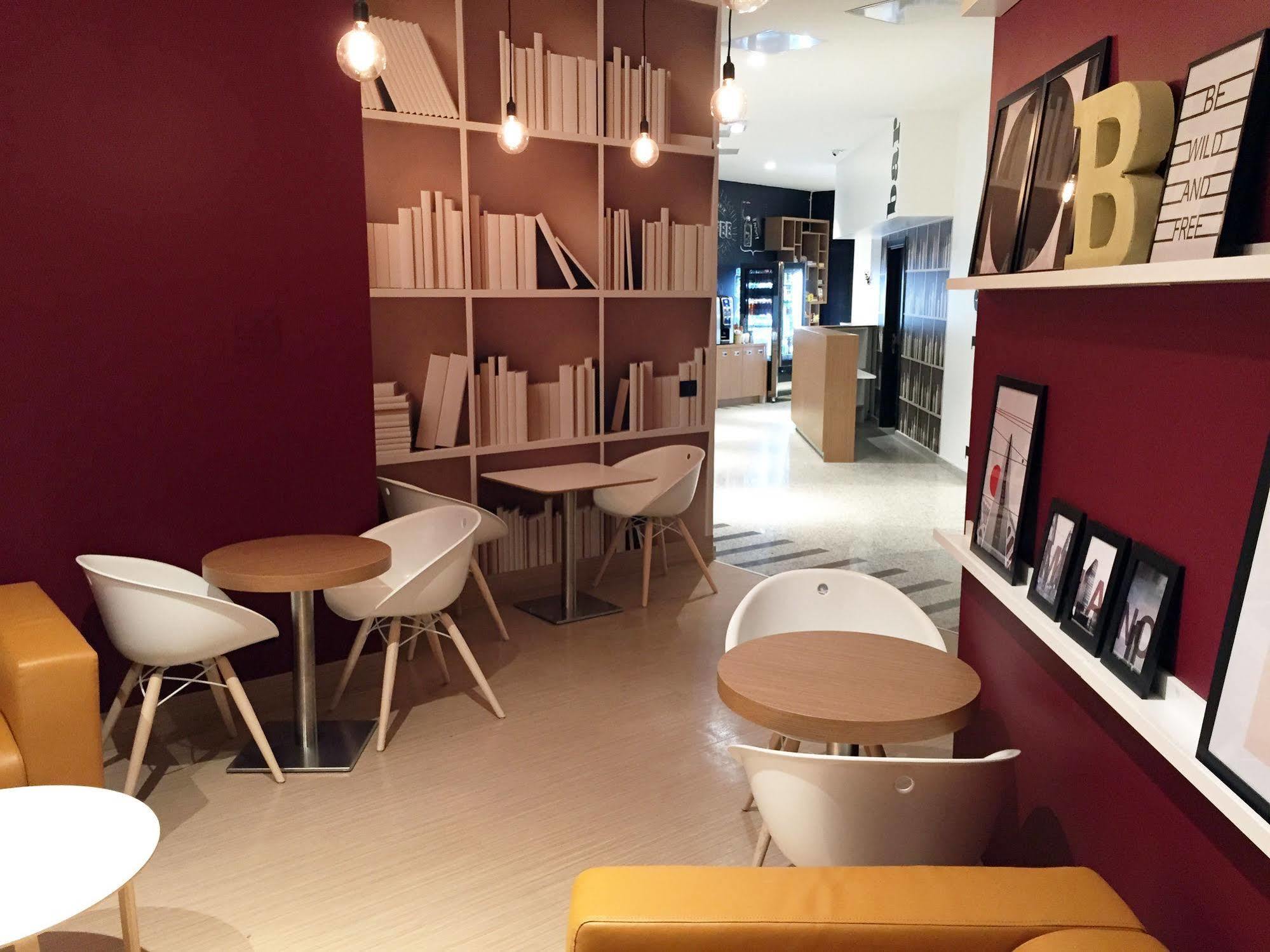 B&B Hotel Milano San Siro Esterno foto